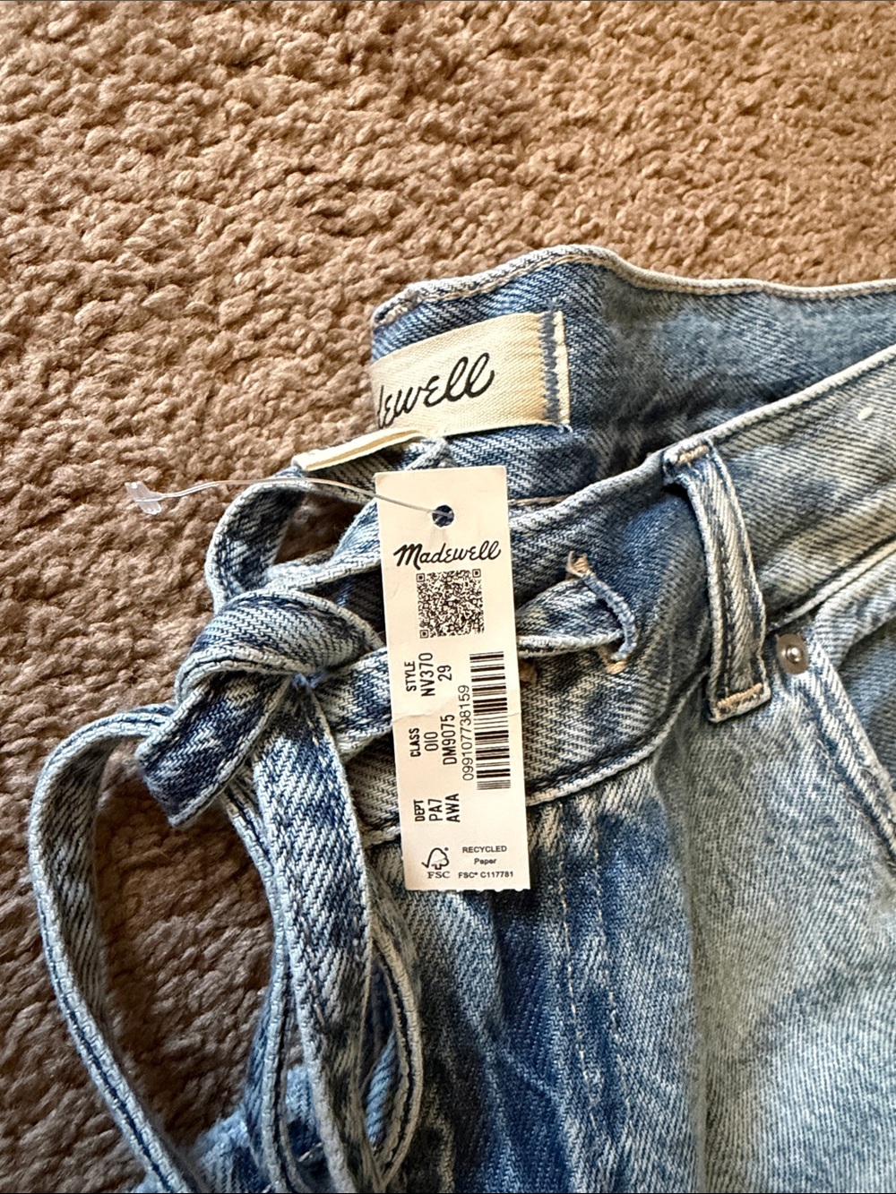 Madewell Superwide-Leg Jeans: Airy Denim Edition - Picture 7 of 9